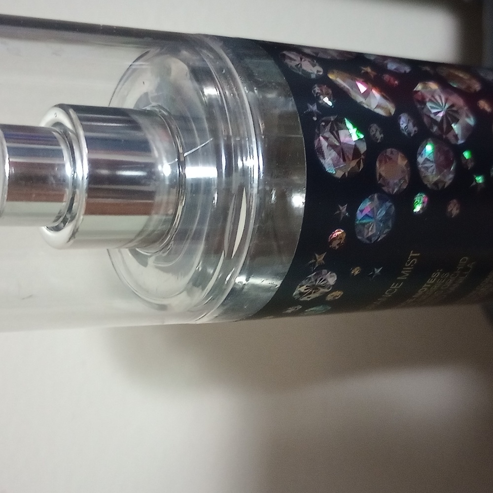 Bath & body works spray - Picture 2 of 2